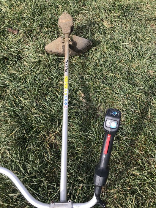 Trimmer motocoasa masina cosit Makita LXT  Dur368AZ