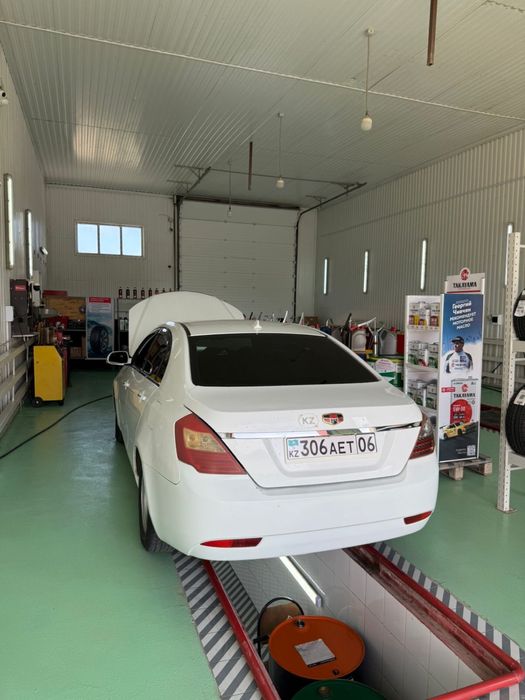 Geely Emgrand S7 2013 года