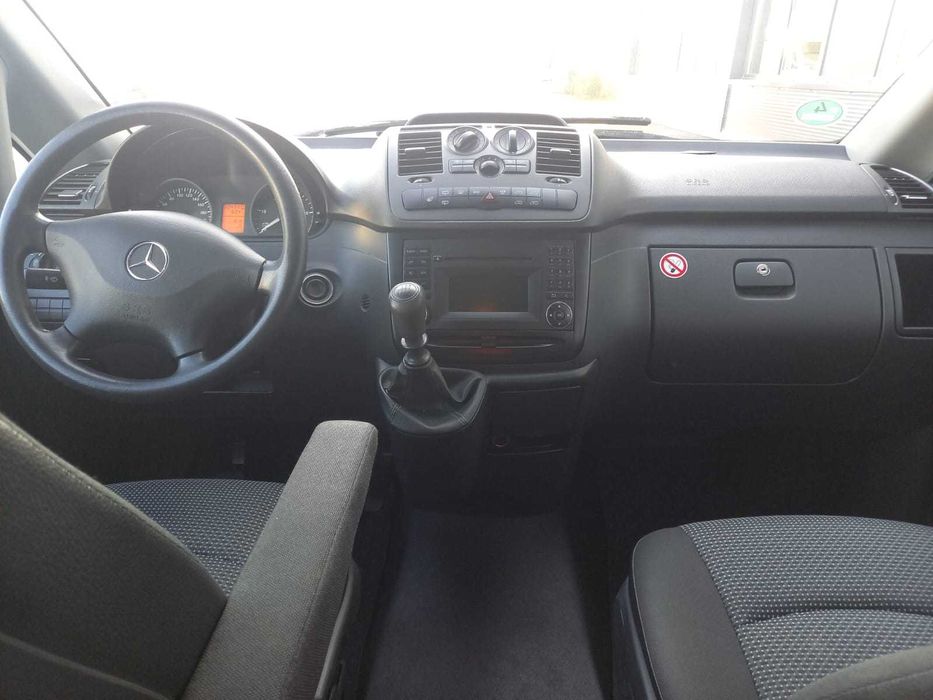 Mercedes Vito 113 CDI 8 locuri stare tehnica si estetica impecabila