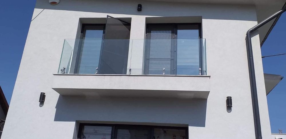 Compartimentari sticla securizata