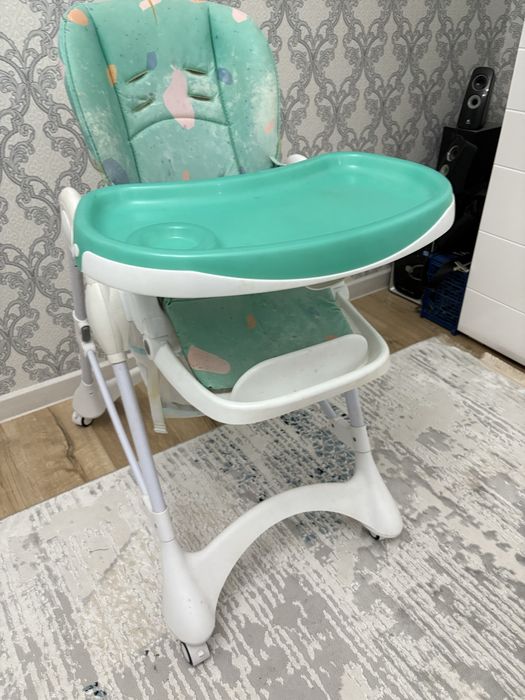 Детская стол  б/у