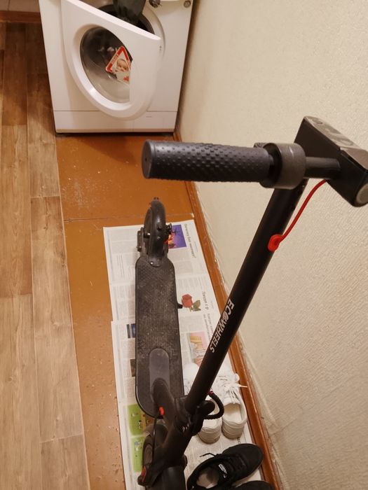 Продам электро самокат