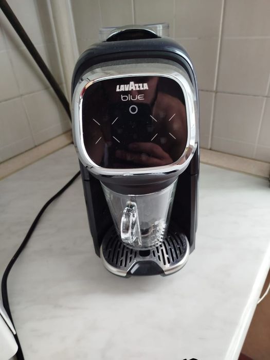 Срочно Кофемашина Lavazza