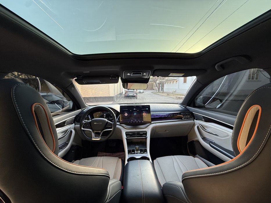 Продоется BYD Song Plus Champion