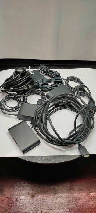 HTC Vive Pro Eye wireless kit incomplet - lipsesc statiile de baza SteamVR 2.0