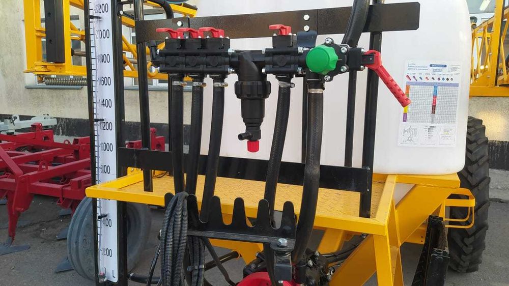 Опрыскиватель прицепной ОПК-2500/18