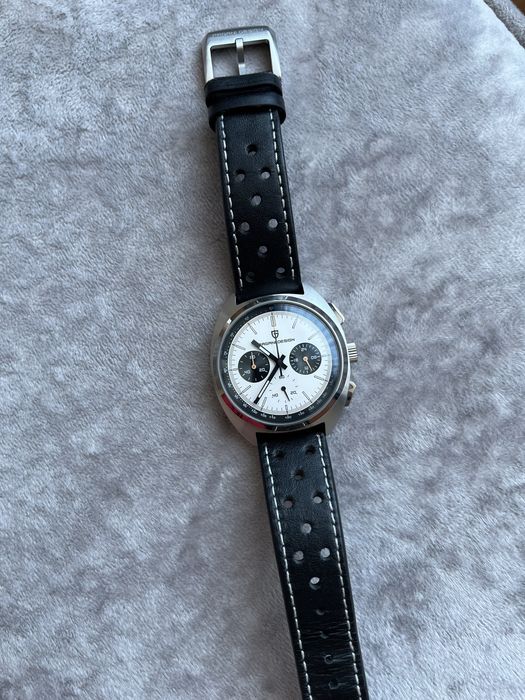 Продам мужские часы