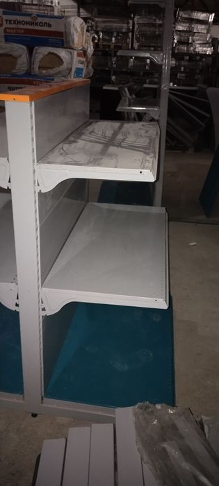 Торговые стеллажи