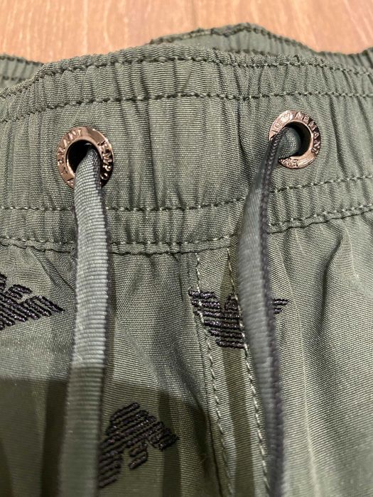 Emporio Armani, ОРИГИНАЛНИ бански, размер: S (с малък дефект)