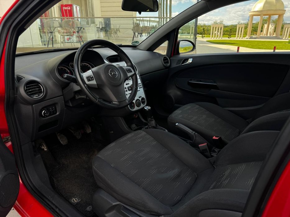 Opel Corsa 1,4 Benzina 2011