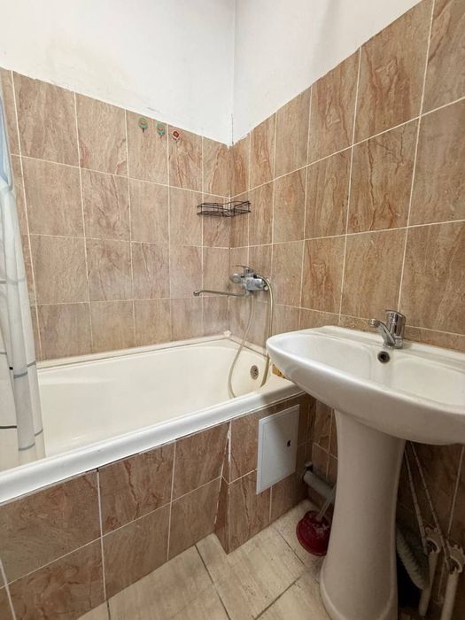 Сергели 8 худуд 2/4/7, 66 квадрат гост ремонт уй срочно сотилади