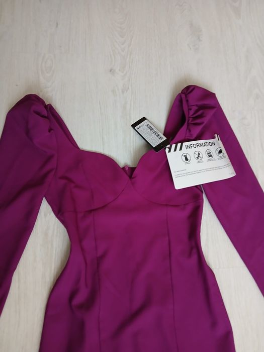 Rochie cu maneci lungi