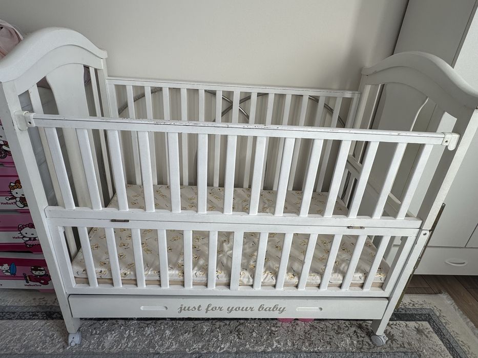 Детская кровать, в хорошем состоянии.