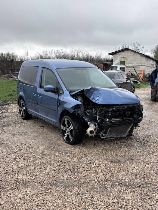 VW Caddy 2.0TDI 5ск