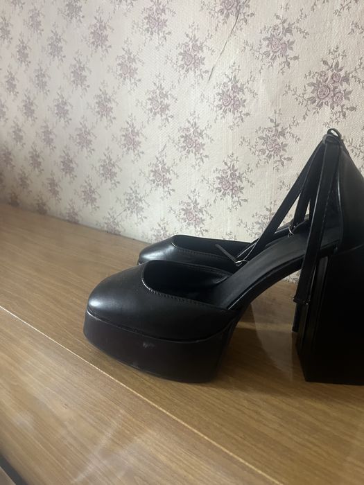 Продам туфли 2 пары экб