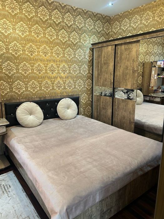 Продам 2/4/4 Луначарский