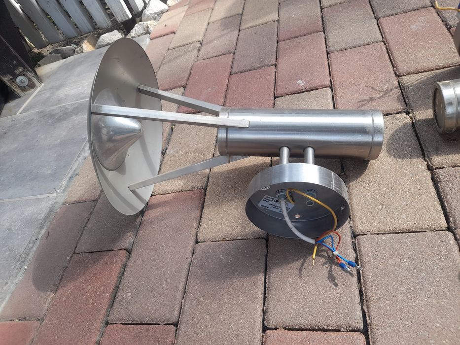 Lampi de exterior din inox