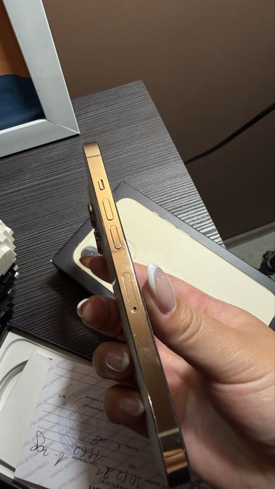 Продам iphone 13 pro