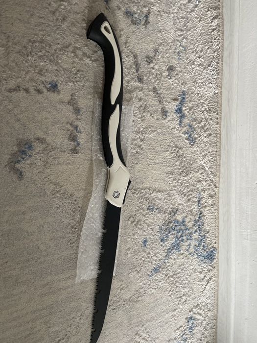 Продаю новую ножовку