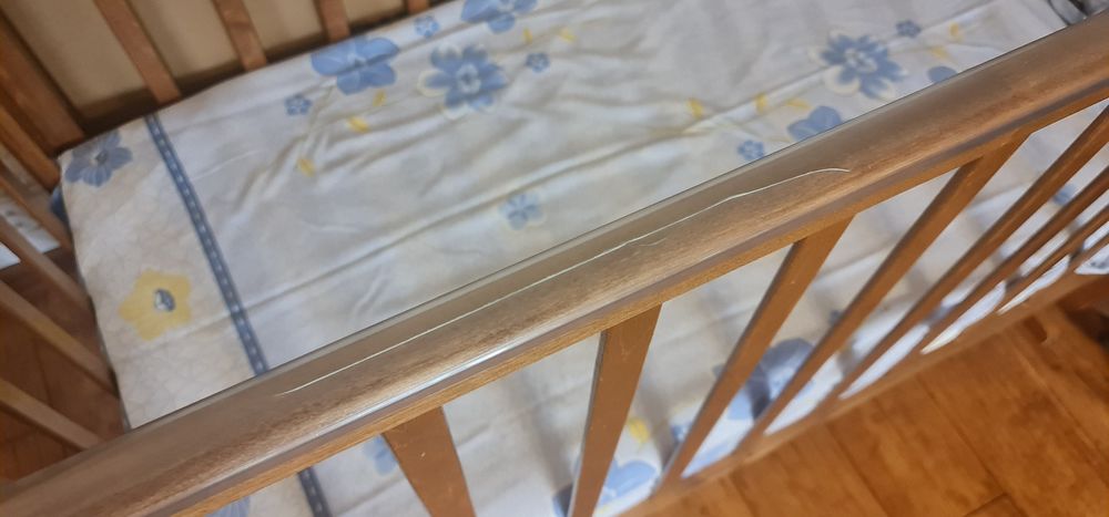 Детский манеж с функцией маятника