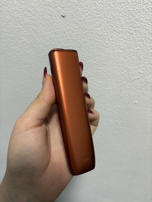 Vand Iqos Iluma i + husa