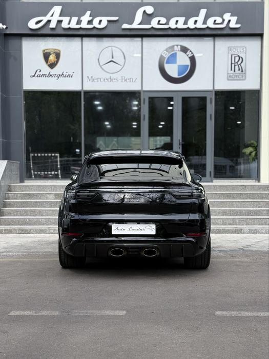 PORSCHE Catenne Turbo GT Coupe