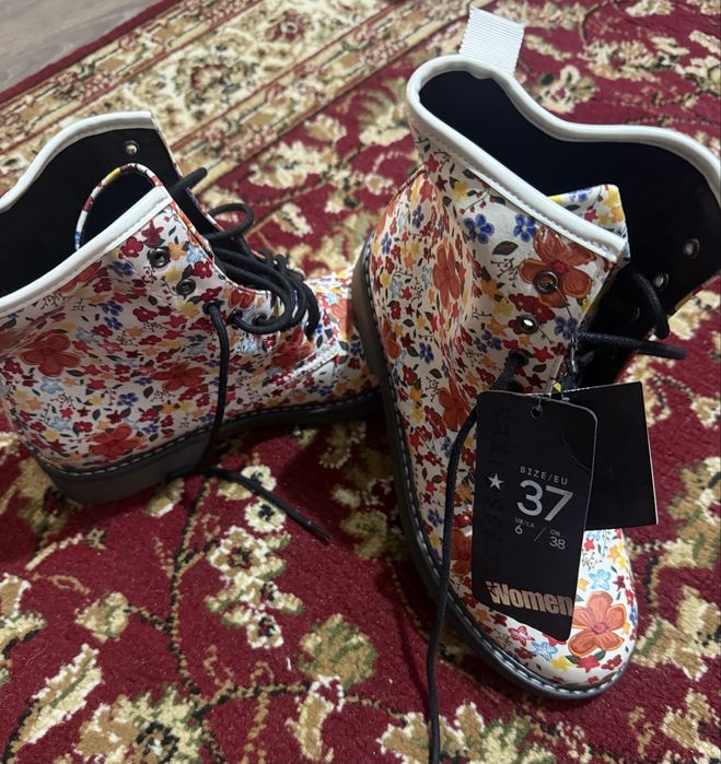 Женская обувь , ботинки