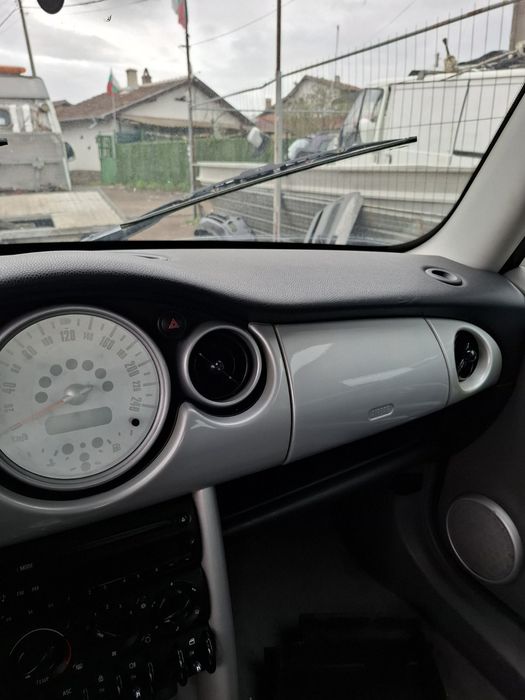 Mini Cooper 1.6 бензин115 к.с  Автоматик 2004 г. На части