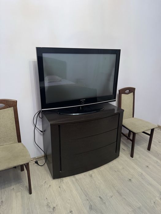 Продам телевизор