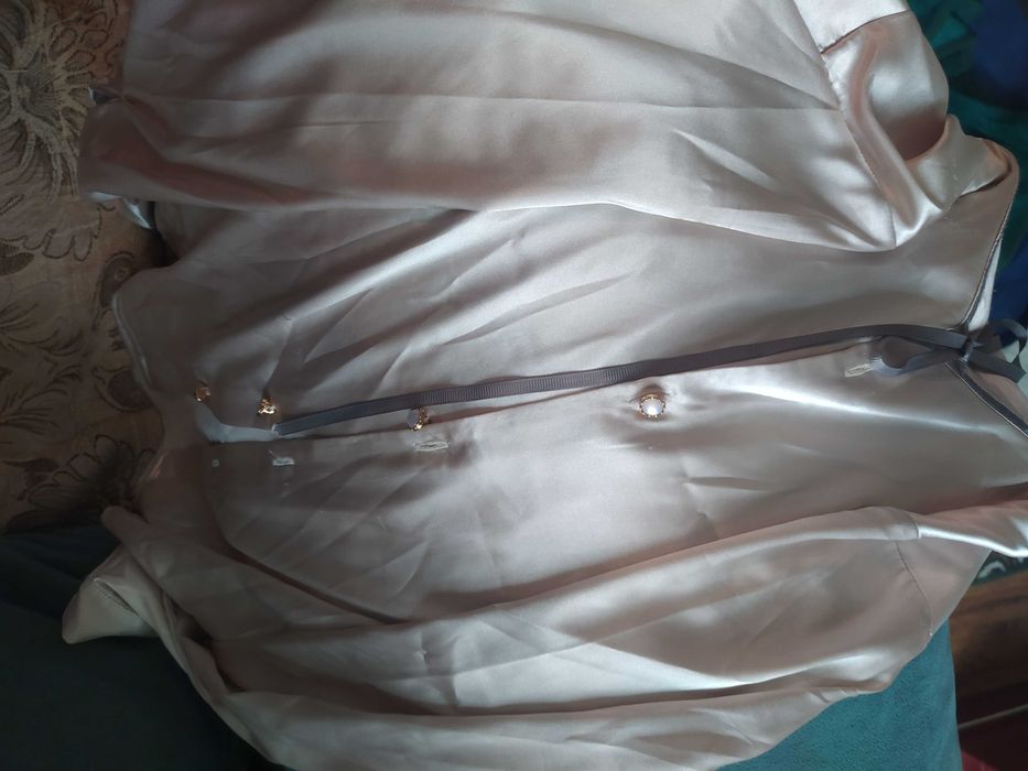 Продаются кофты к празднику