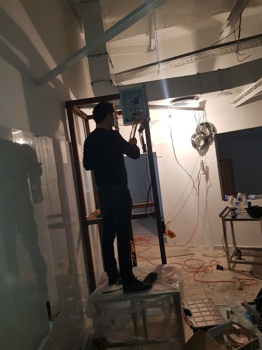 Обслуживание Ремонт лифт грузовой подъемник