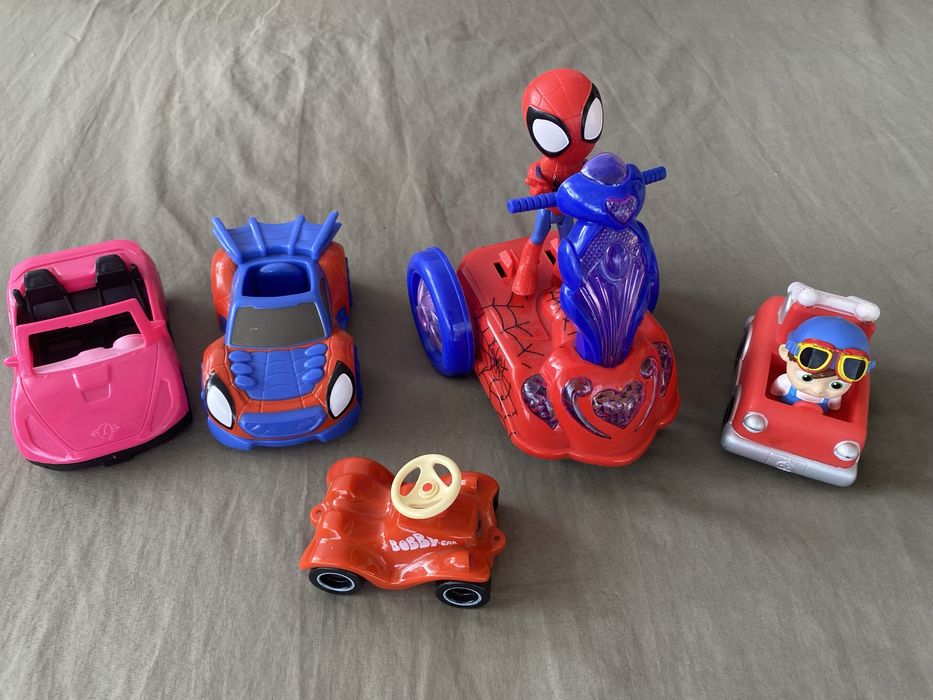 Jucarii plus si altele