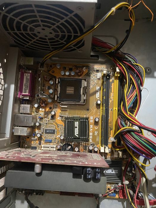 Компьютер на запчасти