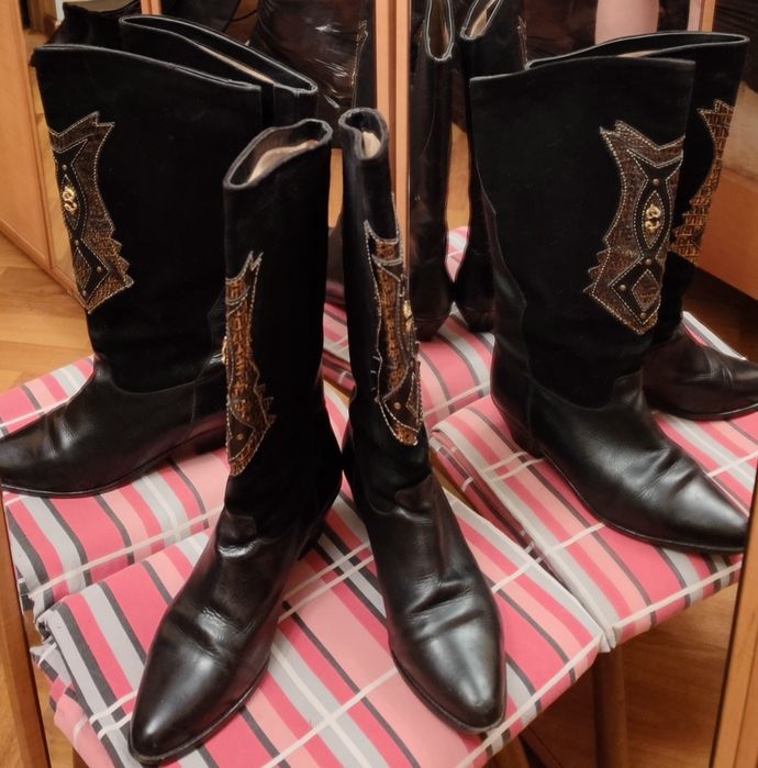 Продам обувь женскую 38-39 размер