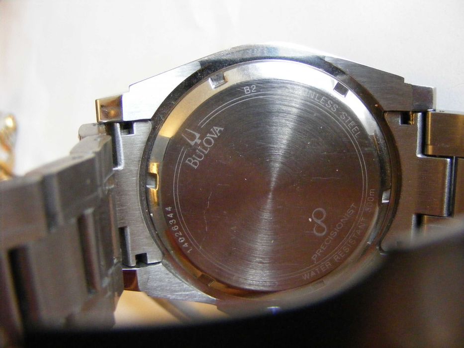 Bulova Precisionist Champlain Watch 300 Meters Carbon