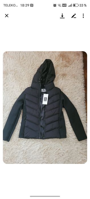 Geacă nouă, superbă