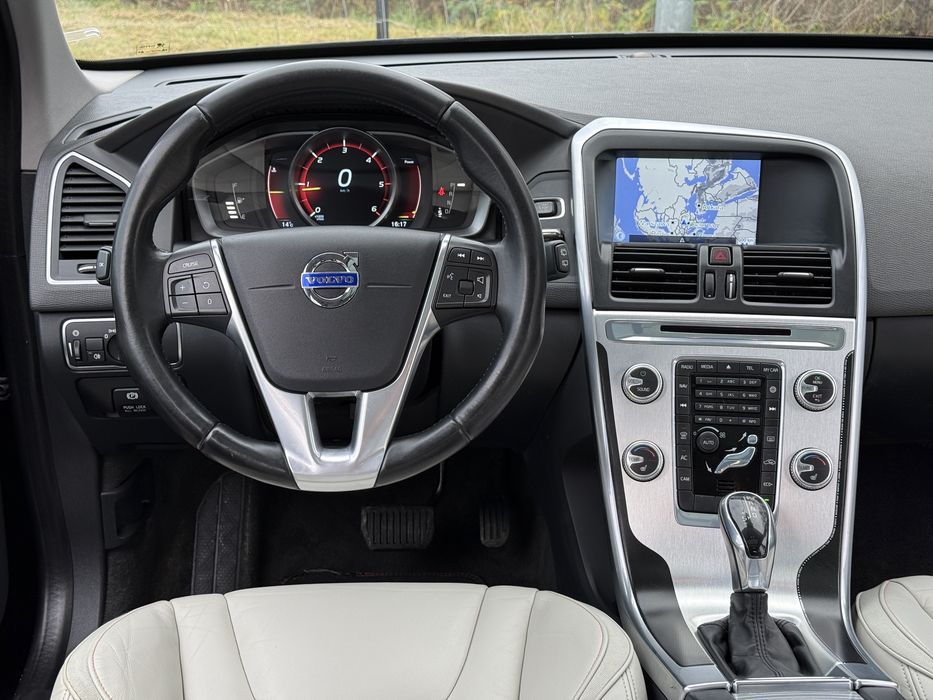 Volvo XC60 Ocean Race Panoramic