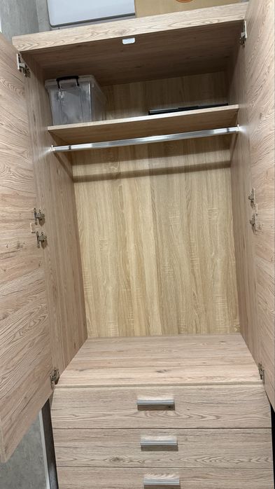 шкаф напольный 217 см