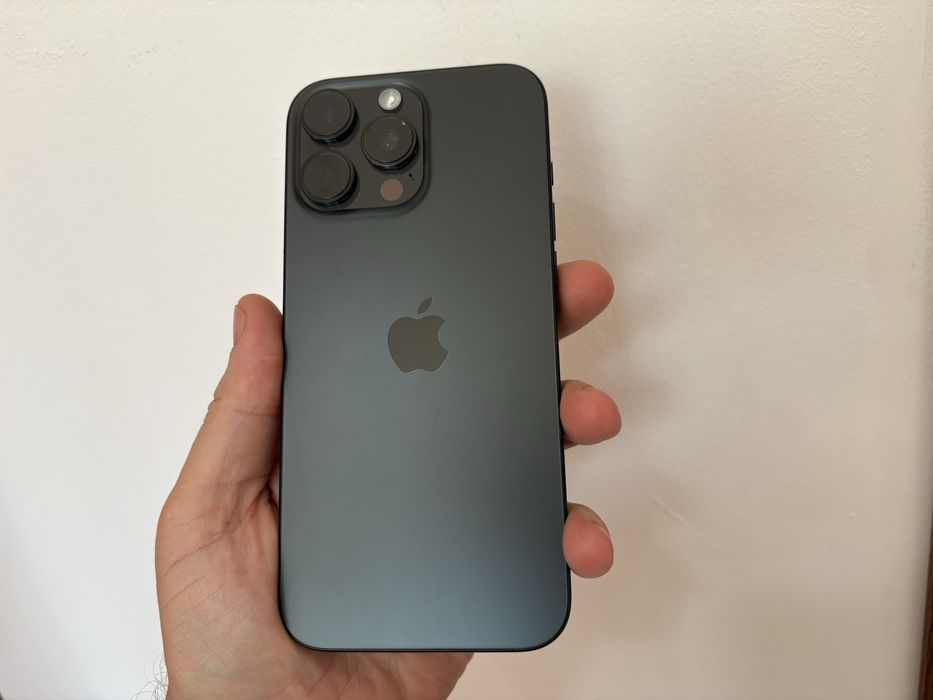 iPhone 16 Pro Max Black. Pentru Piese \ Recarosare