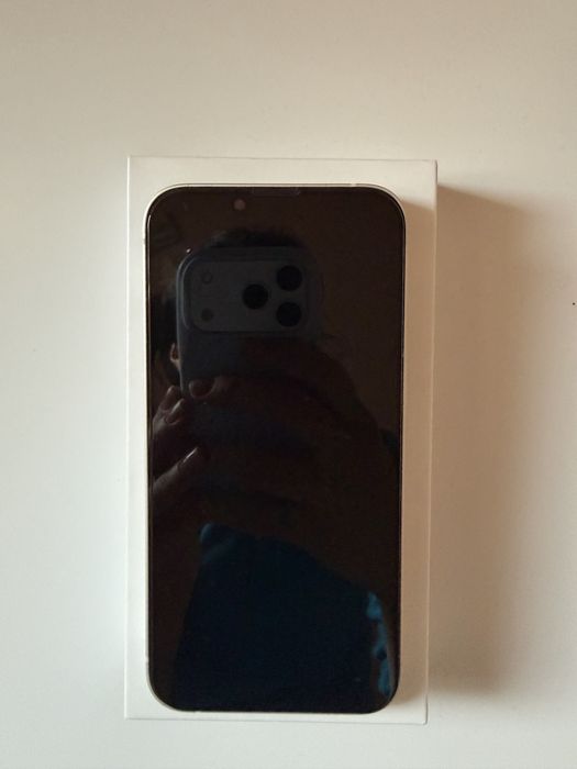 iPhone 13 - 128 GB