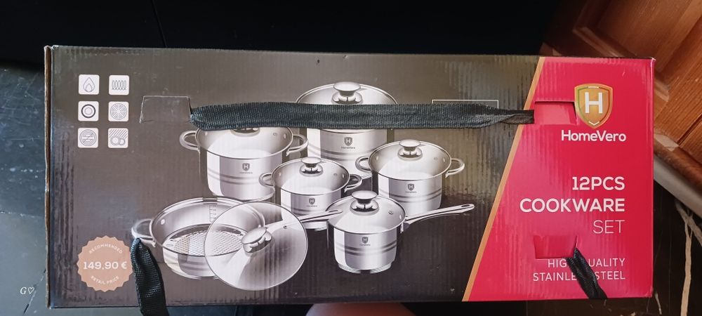 Чисто нови тенджери