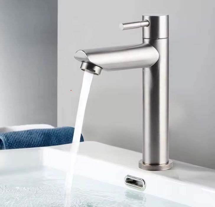 Robinet (cu un singur racord) nou