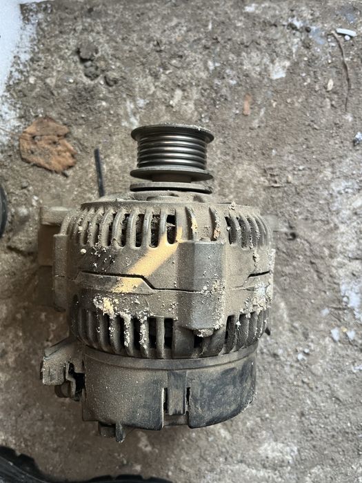 продам генератор 90А