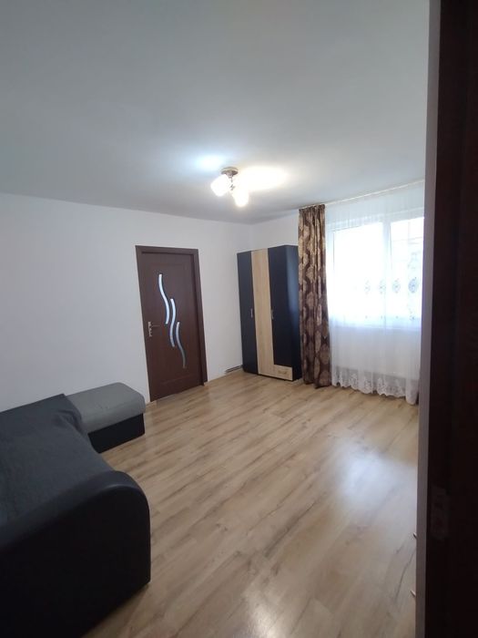 Inchiriez apartament Bistrita
