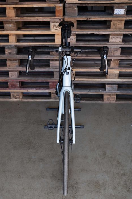 Шосеен велосипед CUBE Attain Pro