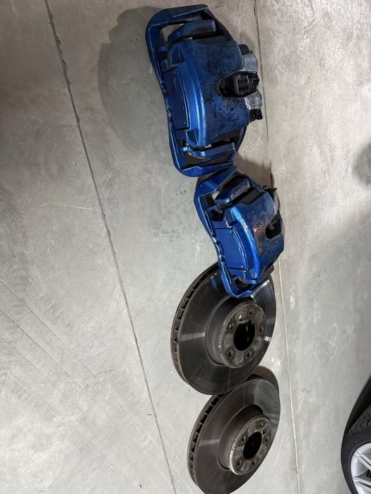 Предни Спирачки  bmw 535d  e60/61/63