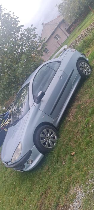 Peugeot 206 CC  2.0 cm3 ,140cp