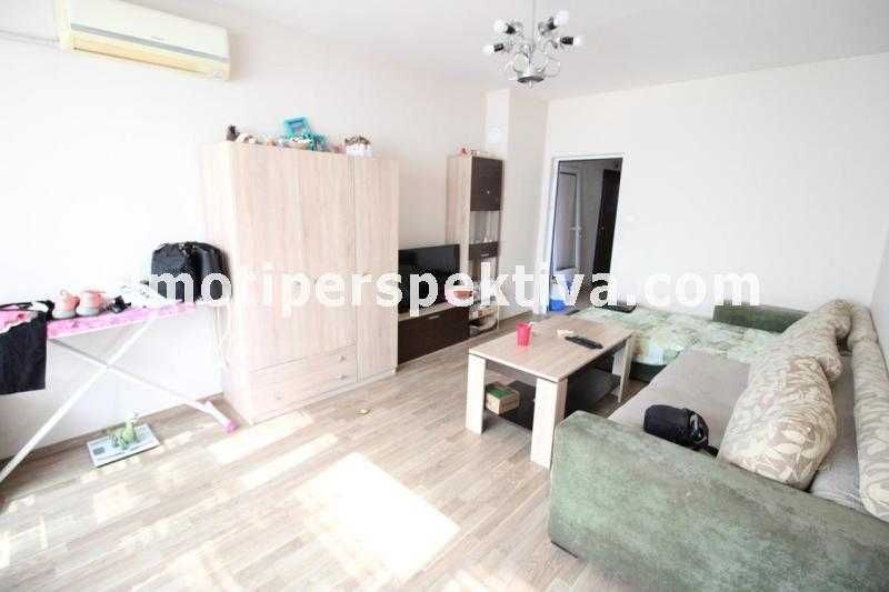 Продава се Тристаен апартамент в Пловдив, Кючук Париж - 89 кв.м за 1572 €/кв.м - Снимка #1