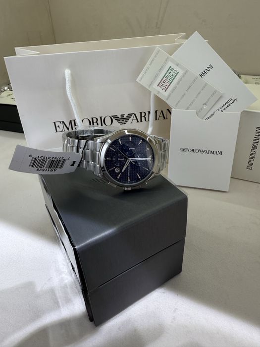 Часы Emporio Armani