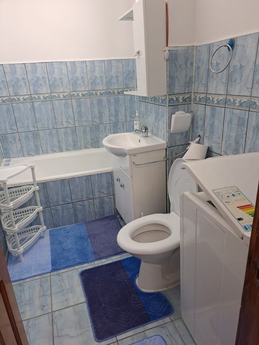 Inchiriez garsoniera confort 1 sporit,langa catedrala